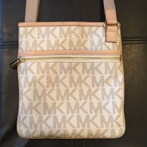 Michael Kors Crossbody